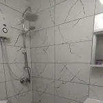 Navan Hotel *